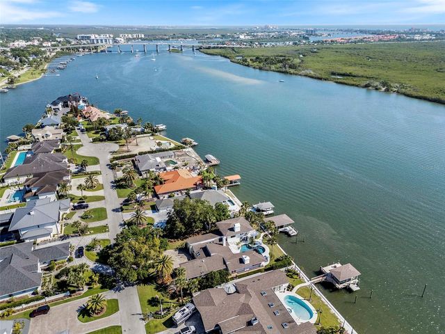 1215 COMMODORE DRIVE, New Smyrna Beach, FL 32168