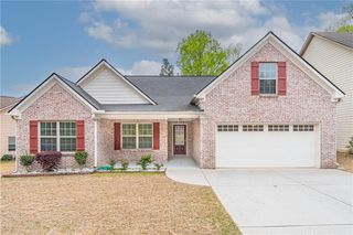 5660 Crest Hill Drive, Buford, GA 30518