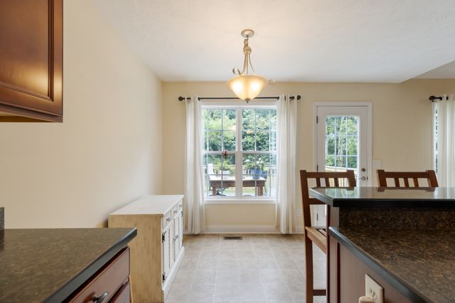 379 Misty Dr, Pleasant View, TN 37146