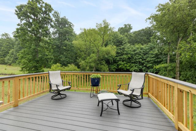379 Misty Dr, Pleasant View, TN 37146