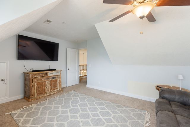 379 Misty Dr, Pleasant View, TN 37146