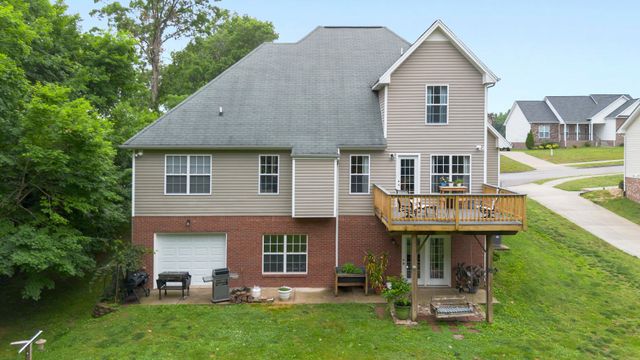 379 Misty Dr, Pleasant View, TN 37146