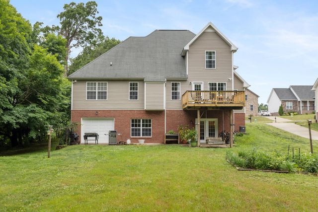 379 Misty Dr, Pleasant View, TN 37146