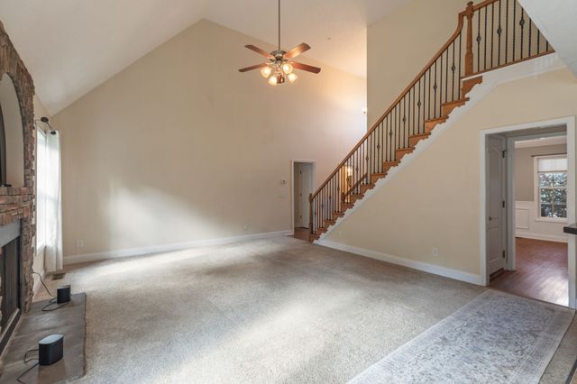 379 Misty Dr, Pleasant View, TN 37146