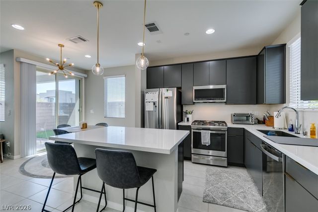 642 Solar Citrine Street, Las Vegas, NV 89138