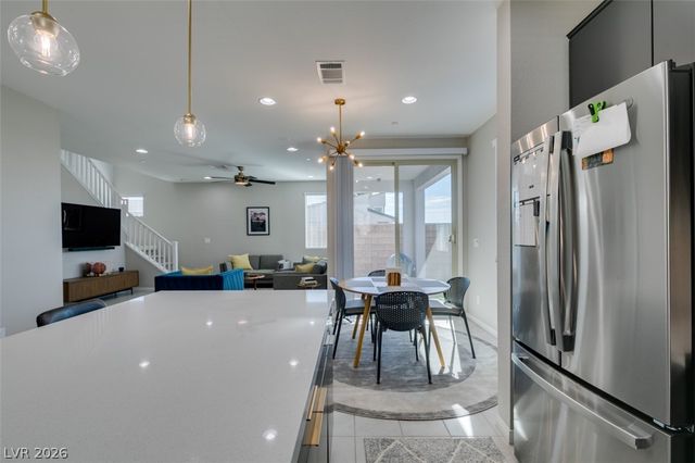 642 Solar Citrine Street, Las Vegas, NV 89138