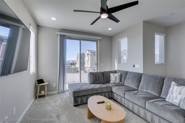 642 Solar Citrine Street, Las Vegas, NV 89138