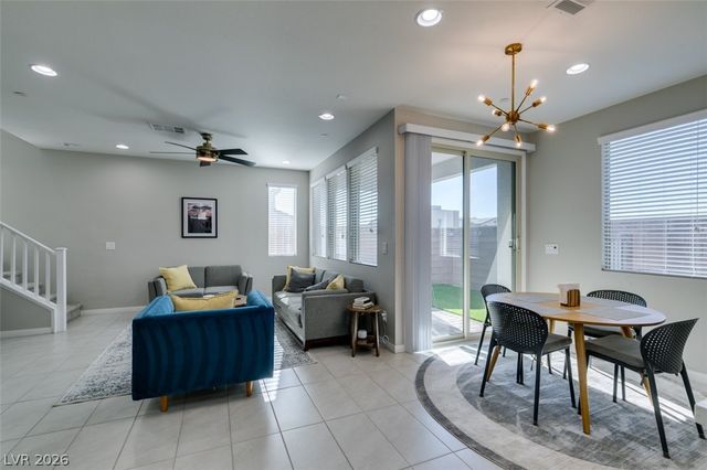 642 Solar Citrine Street, Las Vegas, NV 89138