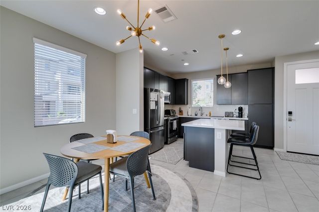 642 Solar Citrine Street, Las Vegas, NV 89138