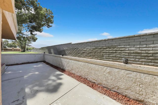 41515 Navarre Court, Palm Desert, CA 92260