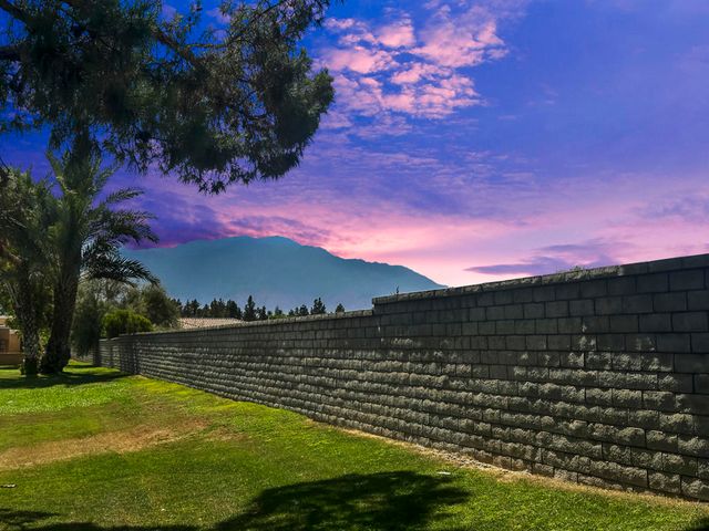 41515 Navarre Court, Palm Desert, CA 92260