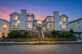 2604 Madaline Dr, Woodbridge Twp., NJ 07001