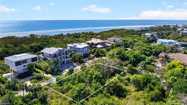 707 Waterside DR, Marco Island, FL 34145