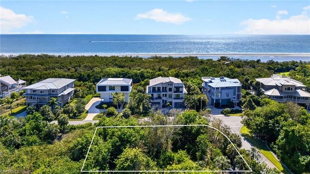 707 Waterside DR, Marco Island, FL 34145