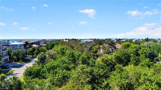 707 Waterside DR, Marco Island, FL 34145