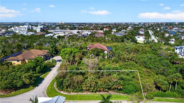 707 Waterside DR, Marco Island, FL 34145