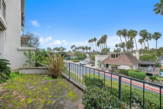 23 Ocean Vista, Newport Beach, CA 92660