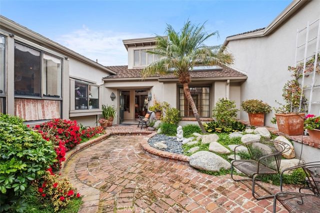 23 Ocean Vista, Newport Beach, CA 92660