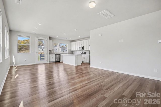 105 Renny Alley, Charlotte, NC 28217