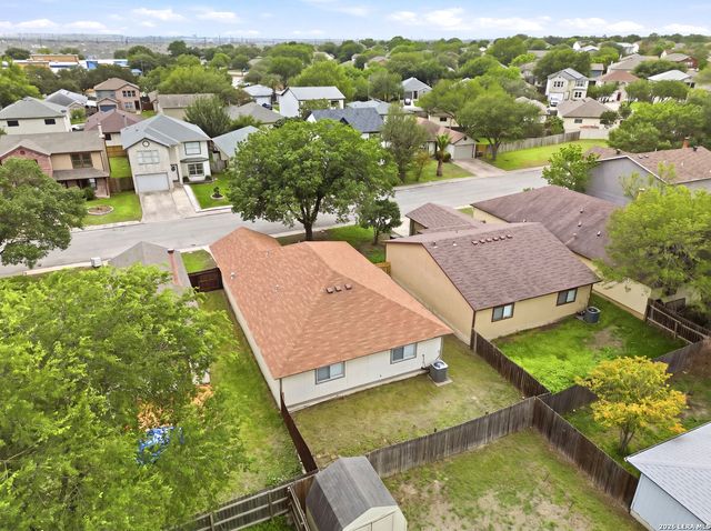 6827 CELES MEADOW DR, Converse, TX 78109