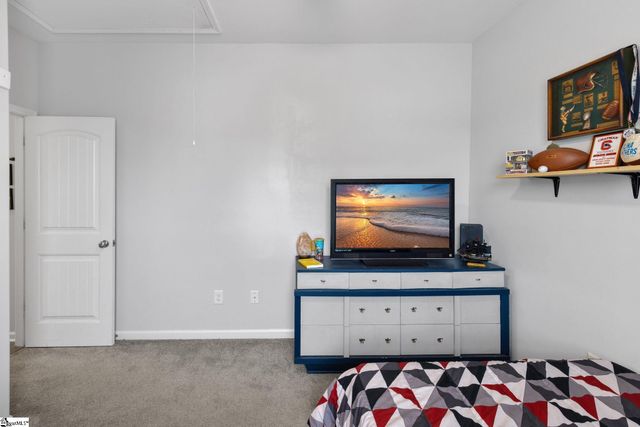 637 Ivywood Place, Boiling Springs, SC 29316