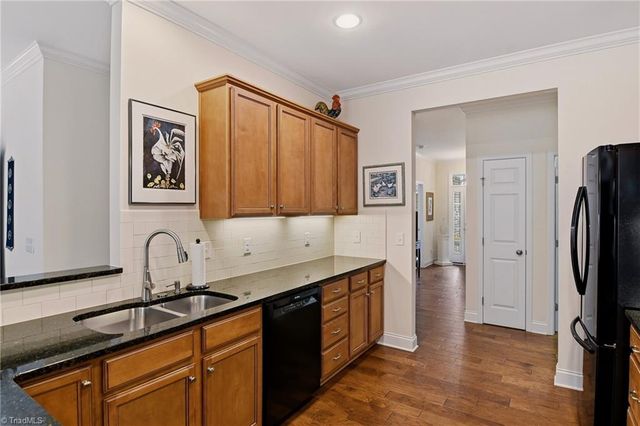 6279 Queens Gate Court, Clemmons, NC 27012