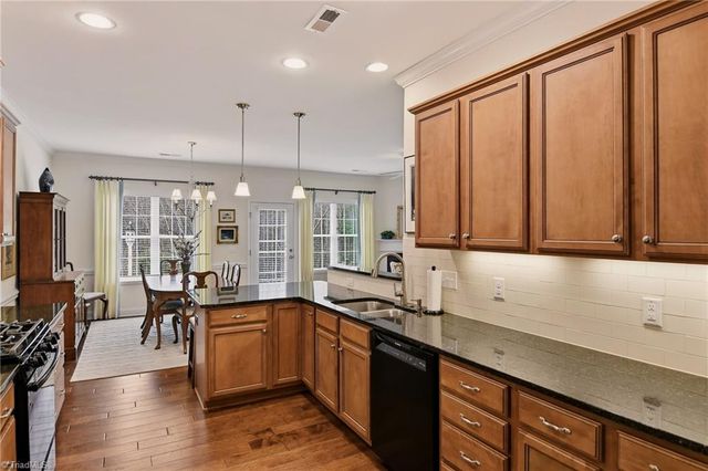 6279 Queens Gate Court, Clemmons, NC 27012