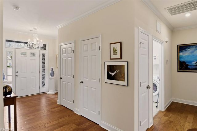 6279 Queens Gate Court, Clemmons, NC 27012