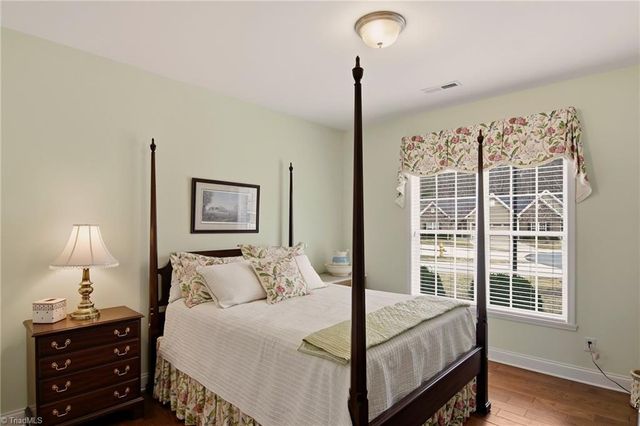 6279 Queens Gate Court, Clemmons, NC 27012