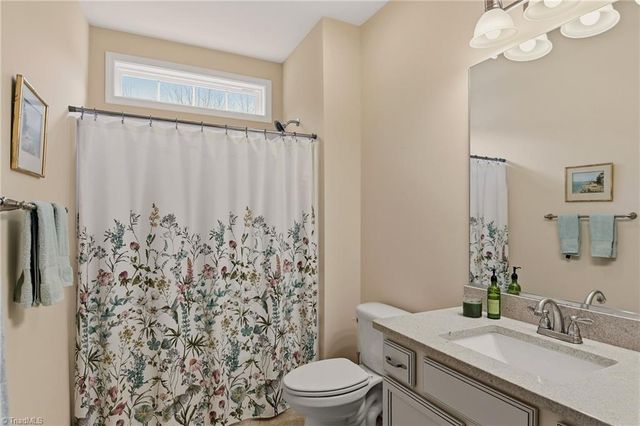 6279 Queens Gate Court, Clemmons, NC 27012