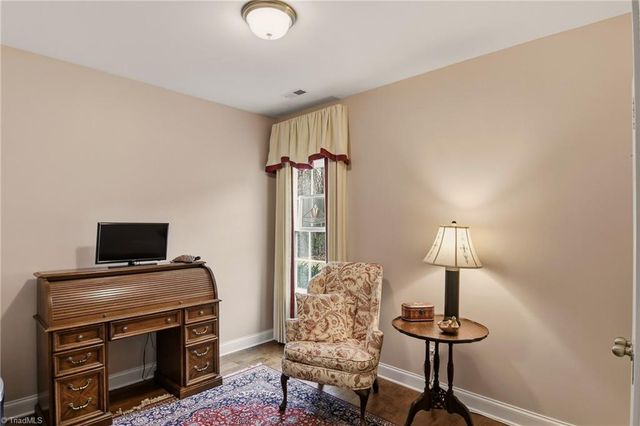 6279 Queens Gate Court, Clemmons, NC 27012