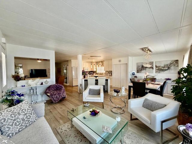 38890 Desert Greens Drive W, Palm Desert, CA 92260