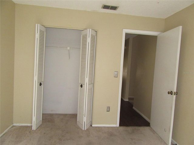 4914 OAKSHIRE DRIVE, Tampa, FL 33625