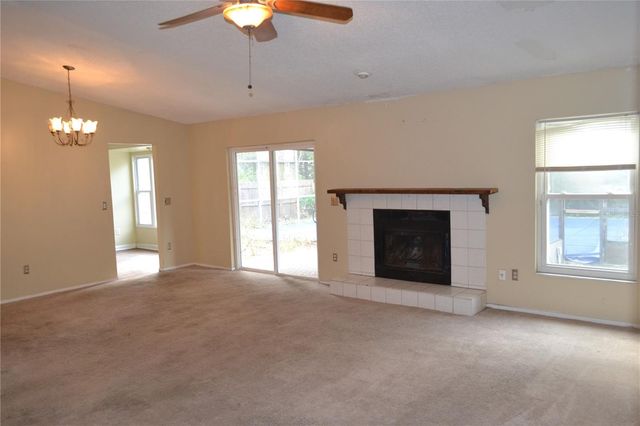 4914 OAKSHIRE DRIVE, Tampa, FL 33625