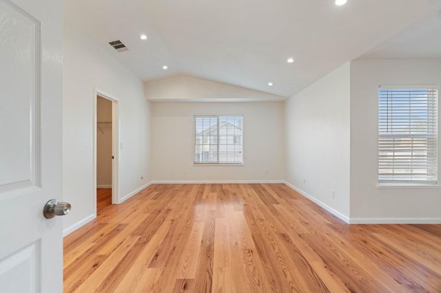 1815 Hammertown Dr, Stockton, CA 95210