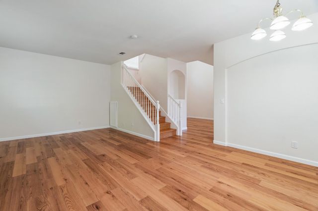 1815 Hammertown Dr, Stockton, CA 95210