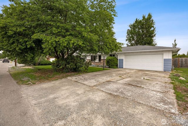 1005 17th Street NW, Puyallup, WA 98371