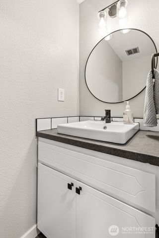 1005 17th Street NW, Puyallup, WA 98371