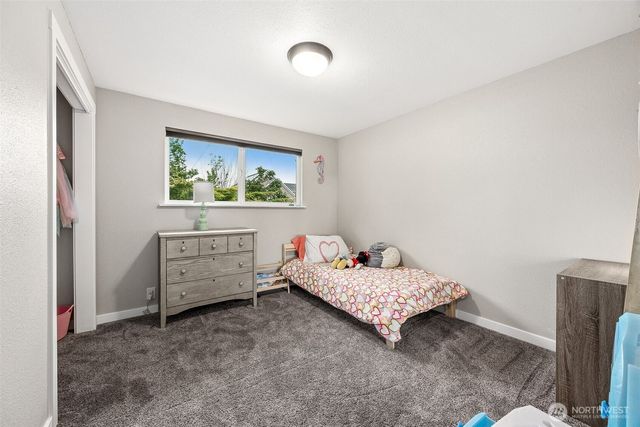 1005 17th Street NW, Puyallup, WA 98371