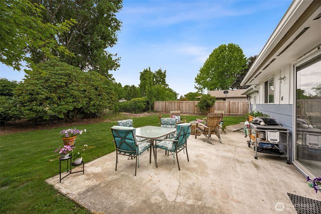 1005 17th Street NW, Puyallup, WA 98371