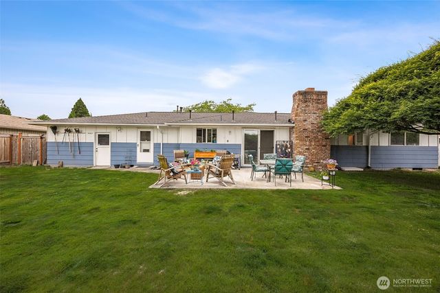 1005 17th Street NW, Puyallup, WA 98371