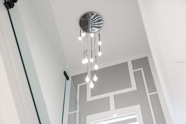 902 W SLIGH AVENUE, Tampa, FL 33604