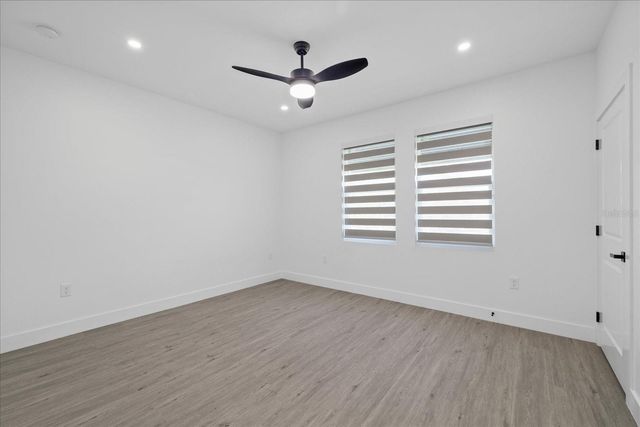 902 W SLIGH AVENUE, Tampa, FL 33604