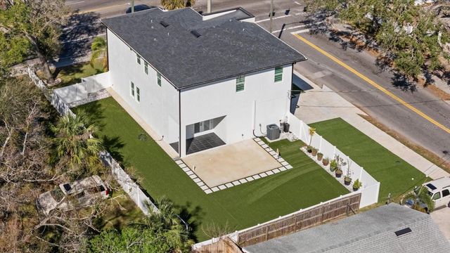 902 W SLIGH AVENUE, Tampa, FL 33604