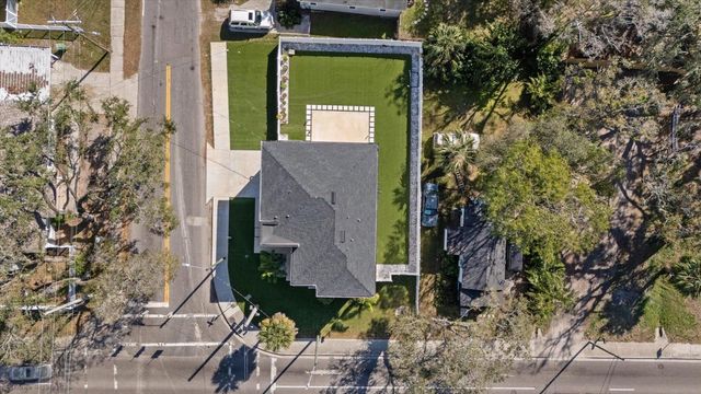 902 W SLIGH AVENUE, Tampa, FL 33604