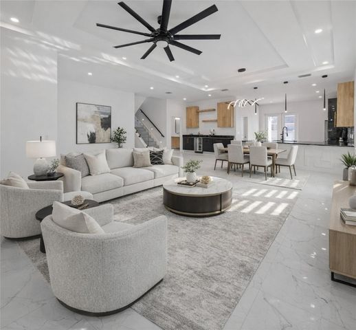 902 W SLIGH AVENUE, Tampa, FL 33604