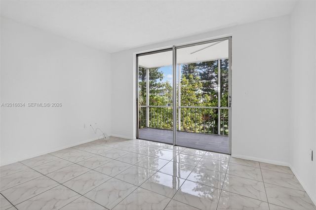 2905 Point East Dr L311, Aventura, FL 33160
