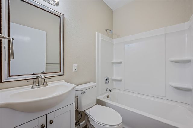 1622 Woodlawn, Corpus Christi, TX 78412