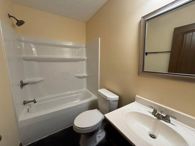 40 Southstone Drive, Southside, AR 72501