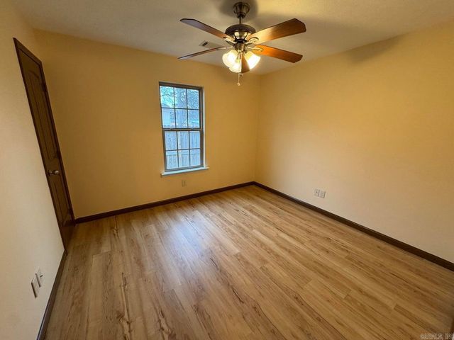 40 Southstone Drive, Southside, AR 72501